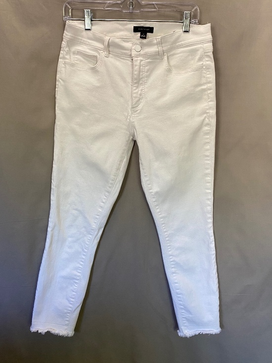 Ann Taylor Denim - Ann Taylor The Skinny Crop Jeans White - Women's Size 6